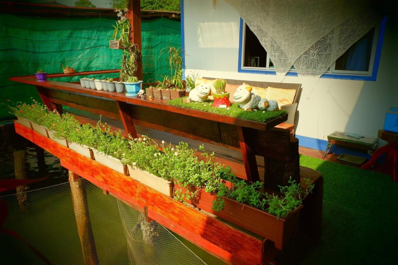 Dutchman Homestay Ko Kut Esterno foto