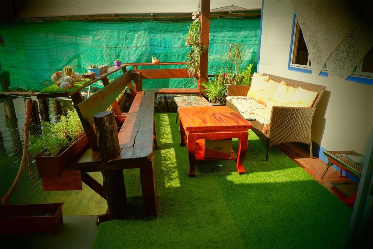 Dutchman Homestay Ko Kut Esterno foto