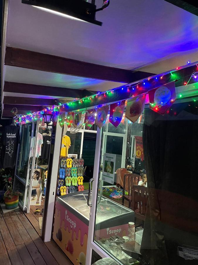 Dutchman Homestay Ko Kut Esterno foto