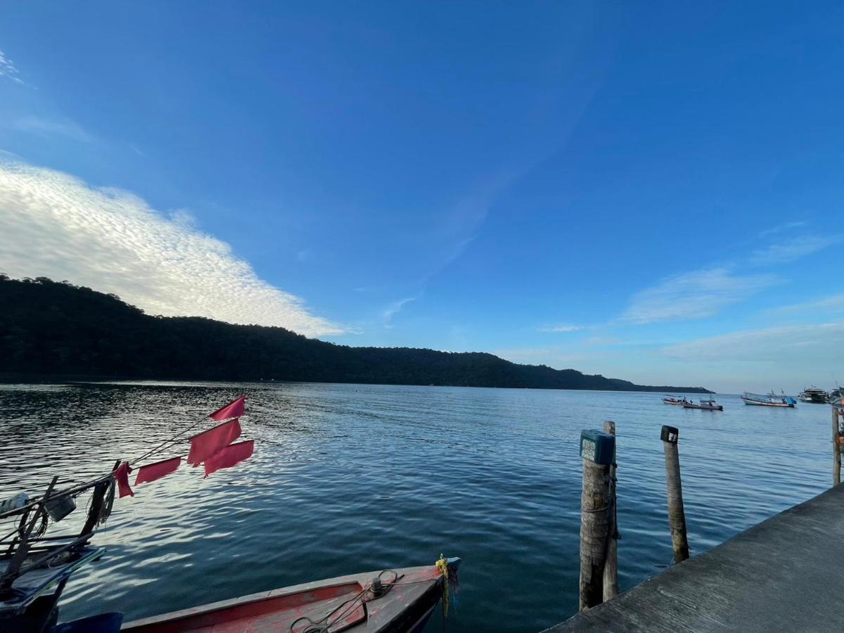 Dutchman Homestay Ko Kut Esterno foto